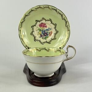 Aynsley England Bone China Teacup Saucer Set Green Gold Floral Pattern 7905